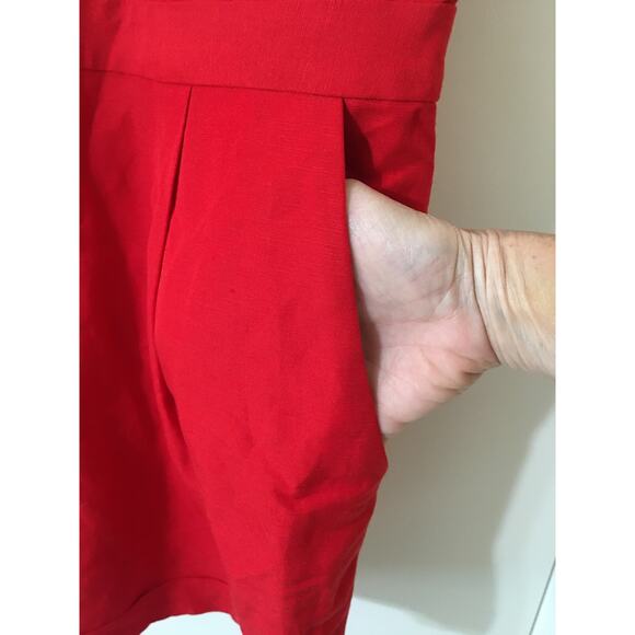 NWT Banana Republic Red Romper 8, Banded Waist Cuffed Hem Short Sleeves Pockets - Picture 2 of 6